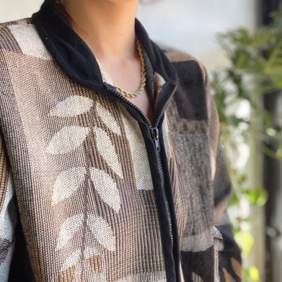 🏷 Sold | Floral Patchwork Jacket - Picture 6 of 9